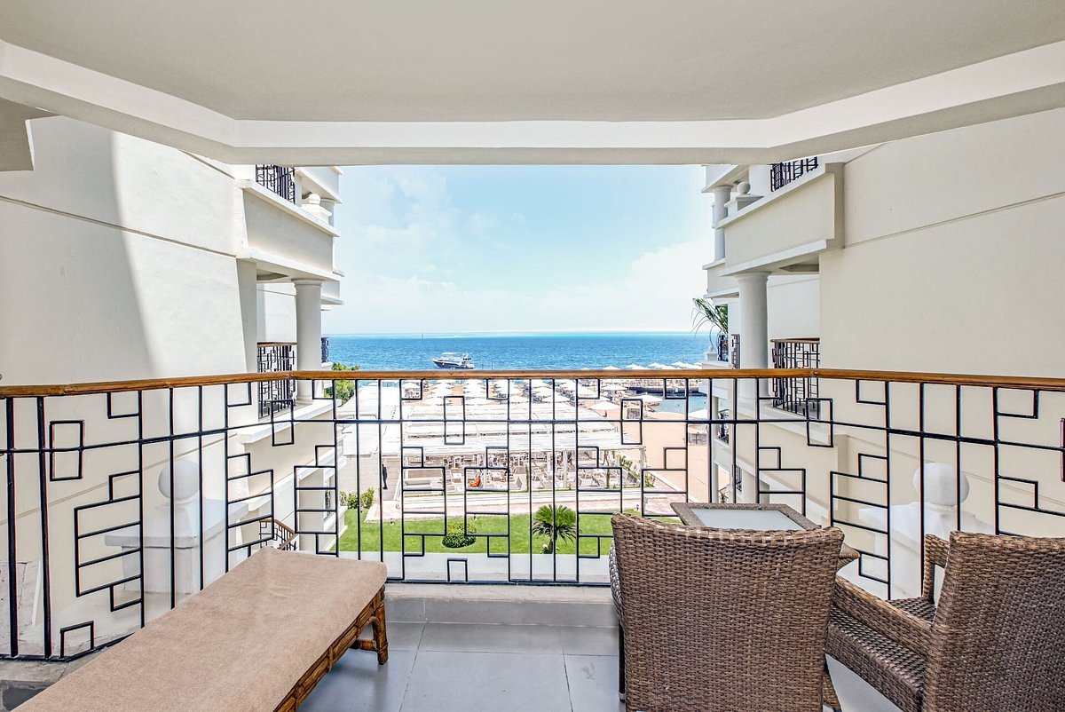 SUNRISE HOLIDAYS (ADULTS ONLY)